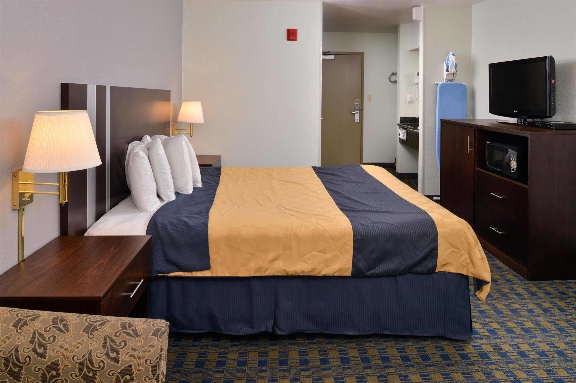 Americas Best Value Inn Sunnyvale Exterior foto