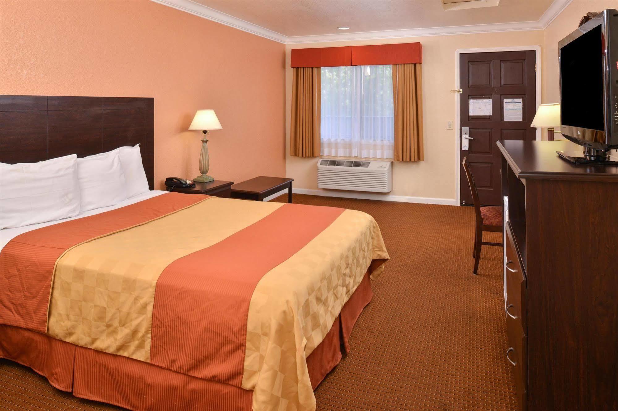 Americas Best Value Inn Sunnyvale Exterior foto